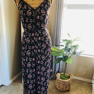SALE*SALE Floral Jumpsuit